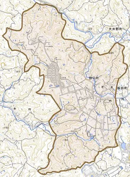 田口町とその周辺の地図。町の範囲を重ねている