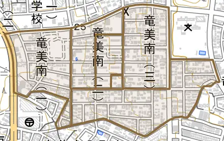 竜美南とその周辺の地図。町の範囲を重ねている