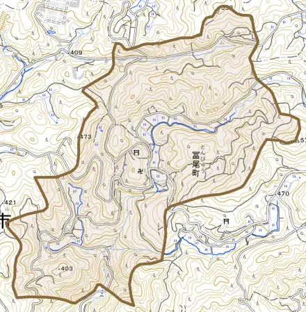 冨尾町とその周辺の地図。町の範囲を重ねている