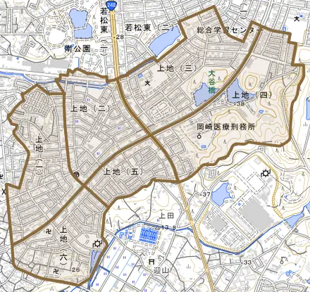 上地とその周辺の地図。町の範囲を重ねている