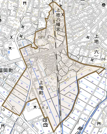 上地町とその周辺の地図。町の範囲を重ねている