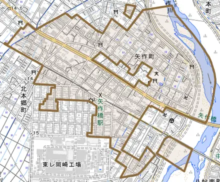 矢作町とその周辺の地図。町の範囲を重ねている