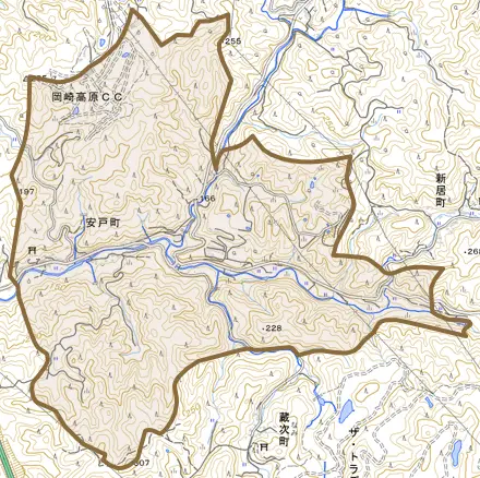 安戸町とその周辺の地図。町の範囲を重ねている