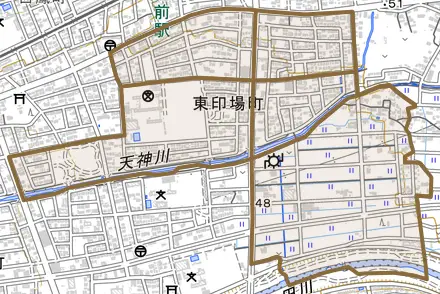 東印場町とその周辺の地図。町の範囲を重ねている