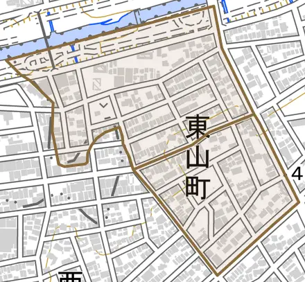 東山町とその周辺の地図。町の範囲を重ねている