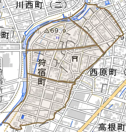 狩宿町とその周辺の地図。町の範囲を重ねている