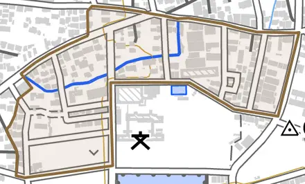 南原山町南原山とその周辺の地図。町の範囲を重ねている