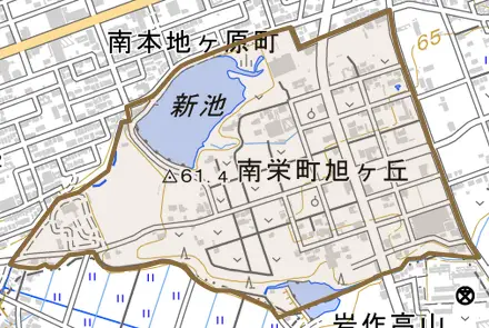 南栄町旭ケ丘とその周辺の地図。町の範囲を重ねている