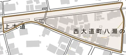 西大道町八瀬の木前とその周辺の地図。町の範囲を重ねている