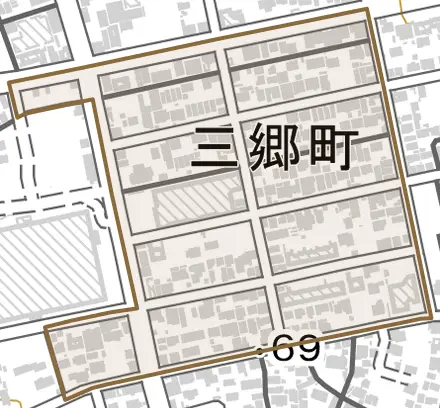 三郷町中井田とその周辺の地図。町の範囲を重ねている