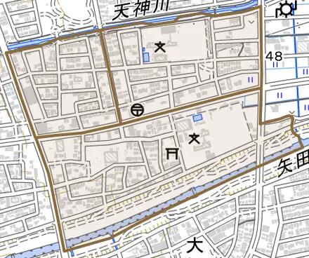 渋川町とその周辺の地図。町の範囲を重ねている