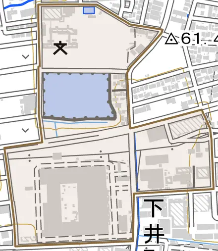 下井町前の上とその周辺の地図。町の範囲を重ねている