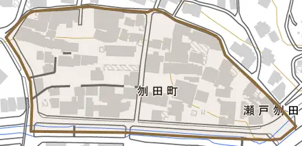 刎田町とその周辺の地図。町の範囲を重ねている