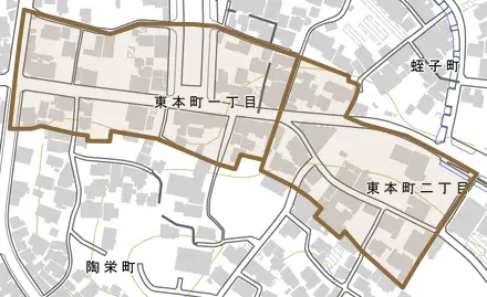 東本町とその周辺の地図。町の範囲を重ねている