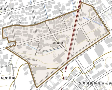 市場町とその周辺の地図。町の範囲を重ねている