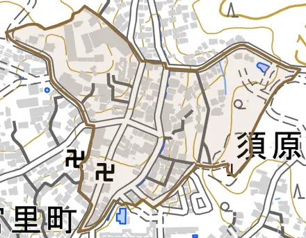 泉町とその周辺の地図。町の範囲を重ねている