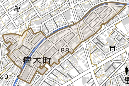 瘤木町とその周辺の地図。町の範囲を重ねている