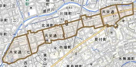 共栄通とその周辺の地図。町の範囲を重ねている