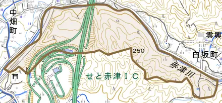 凧山町とその周辺の地図。町の範囲を重ねている