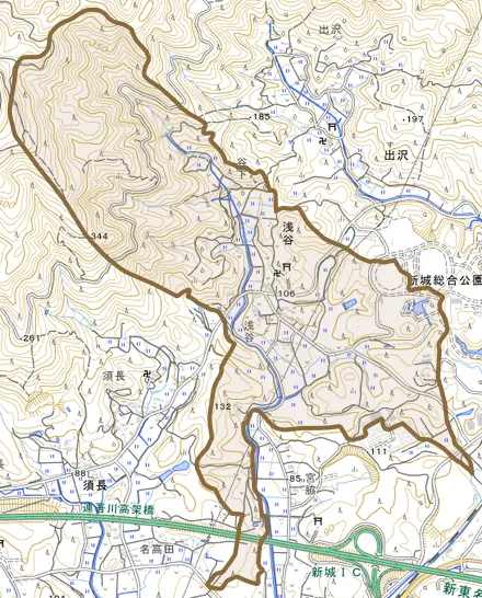 浅谷とその周辺の地図。町の範囲を重ねている