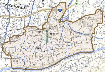 川路とその周辺の地図。町の範囲を重ねている