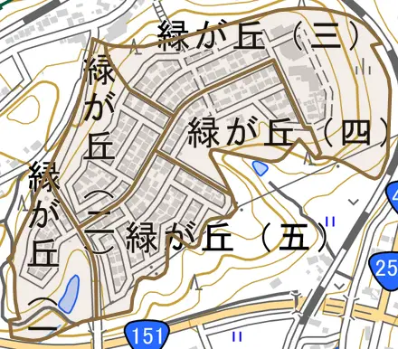 緑が丘とその周辺の地図。町の範囲を重ねている