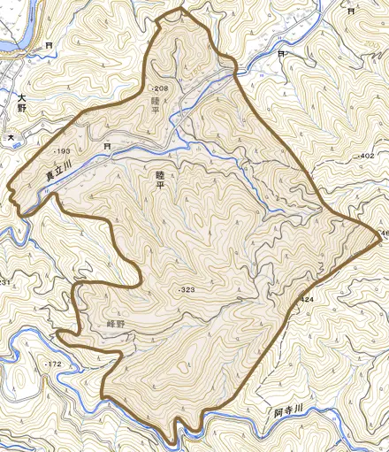 睦平とその周辺の地図。町の範囲を重ねている