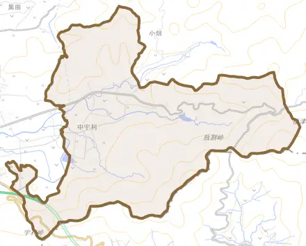 中宇利とその周辺の地図。町の範囲を重ねている