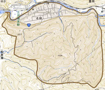 名越とその周辺の地図。町の範囲を重ねている