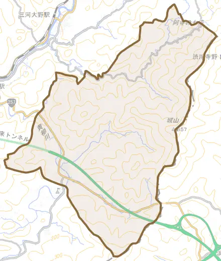 下吉田とその周辺の地図。町の範囲を重ねている
