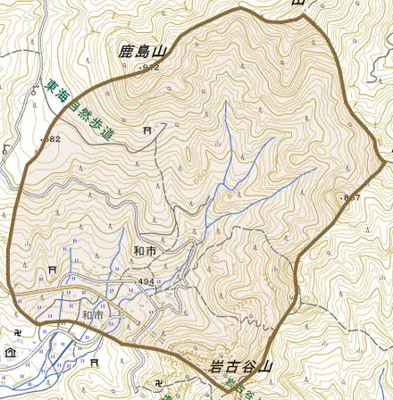 和市とその周辺の地図。町の範囲を重ねている