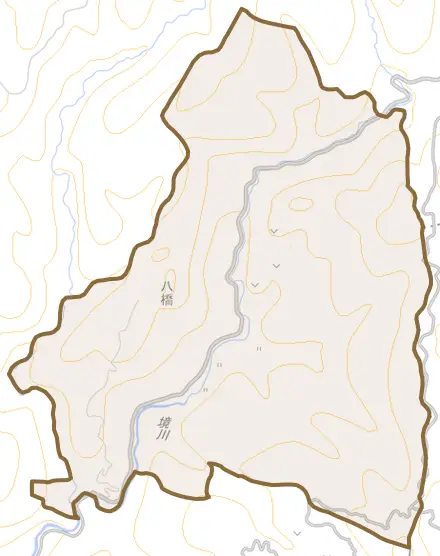 八橋とその周辺の地図。町の範囲を重ねている