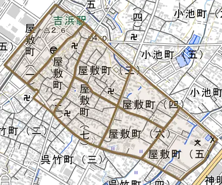 屋敷町とその周辺の地図。町の範囲を重ねている