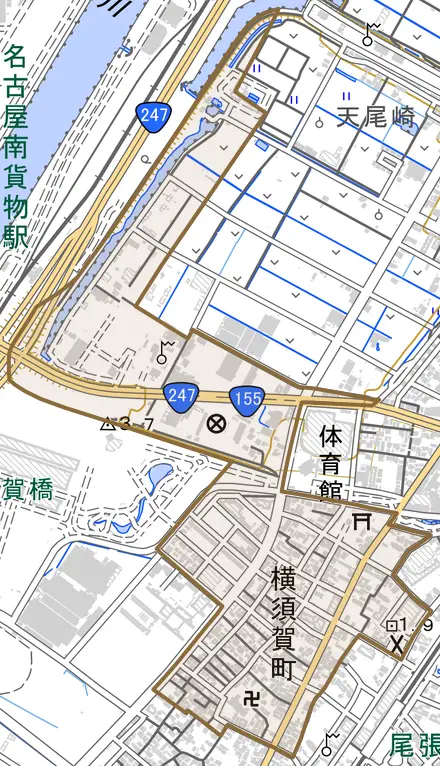 横須賀町とその周辺の地図。町の範囲を重ねている