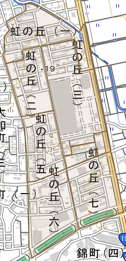虹の丘とその周辺の地図。町の範囲を重ねている