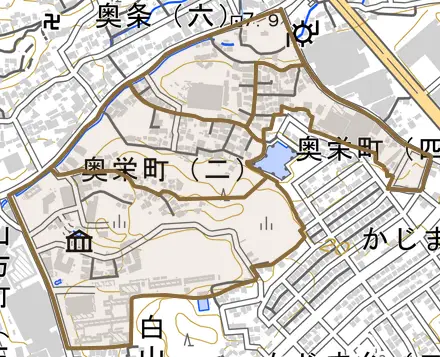 奥栄町とその周辺の地図。町の範囲を重ねている