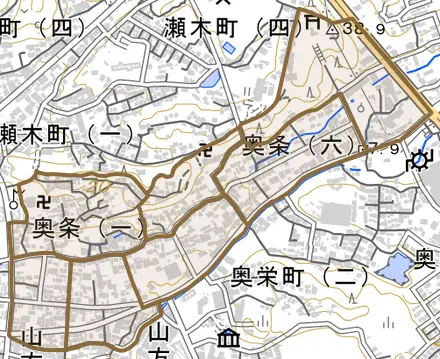 奥条とその周辺の地図。町の範囲を重ねている