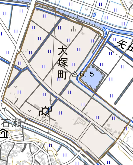 大塚町とその周辺の地図。町の範囲を重ねている