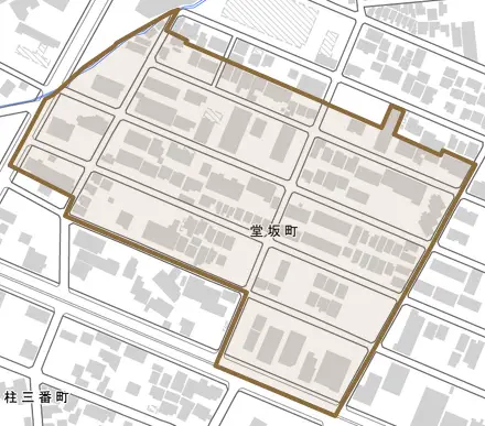 堂坂町とその周辺の地図。町の範囲を重ねている