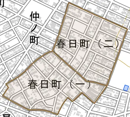 春日町とその周辺の地図。町の範囲を重ねている