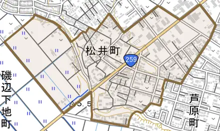 松井町とその周辺の地図。町の範囲を重ねている