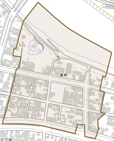 湊町とその周辺の地図。町の範囲を重ねている