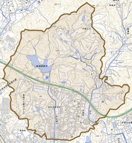 平尾町とその周辺の地図。町の範囲を重ねている