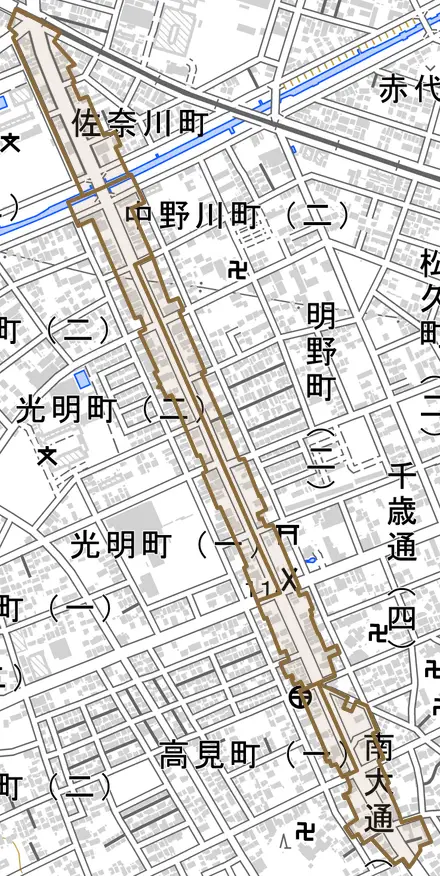 南大通とその周辺の地図。町の範囲を重ねている