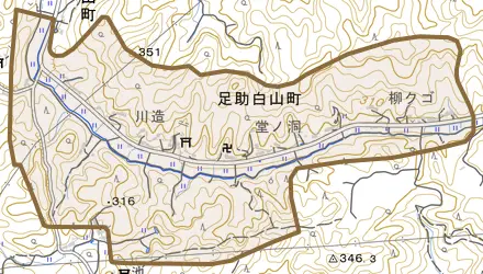 足助白山町とその周辺の地図。町の範囲を重ねている