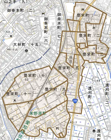 豊栄町とその周辺の地図。町の範囲を重ねている