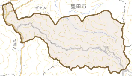 稲武町とその周辺の地図。町の範囲を重ねている