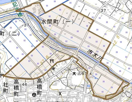 水間町とその周辺の地図。町の範囲を重ねている