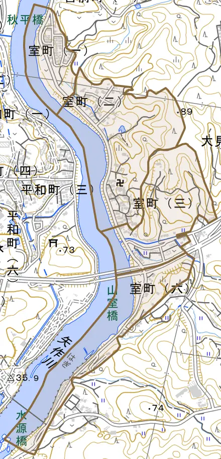 室町とその周辺の地図。町の範囲を重ねている