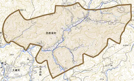 西樫尾町とその周辺の地図。町の範囲を重ねている